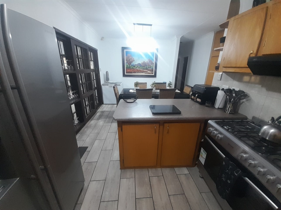 3 Bedroom Property for Sale in Waterval East North West